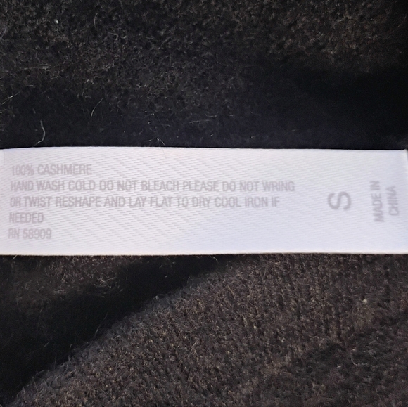 Van Winkle & Co Cashmere Hooded Sweater Womens Small Black Casual Closet Staple - Picture 7 of 10